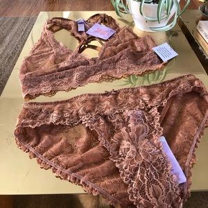 Savage x Fenty NWT lingerie set
